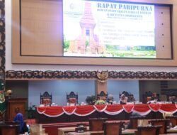 DPRD Kabupaten Mojokerto Adakan Rapat Paripurna Penyampaian Nota Penjelasan Bupati Ikfina Atas Raperda APBD 2023