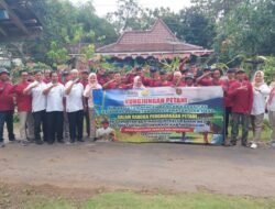 DKPP Ngawi Adakan Studi Tiru dan Beri Apresiasi 24 Petani Berprestasi