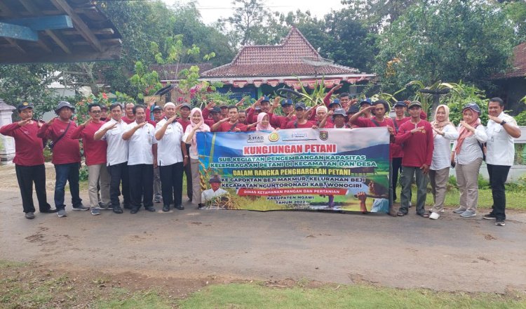 DKPP Ngawi Adakan Studi Tiru dan Beri Apresiasi 24 Petani Berprestasi
