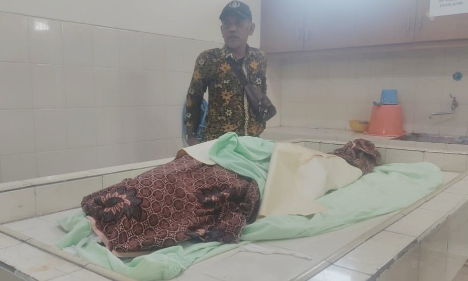 Ibunya Tewas Disiksa, Anak Laporkan Ayah Tiri ke Polresta Mojokerto
