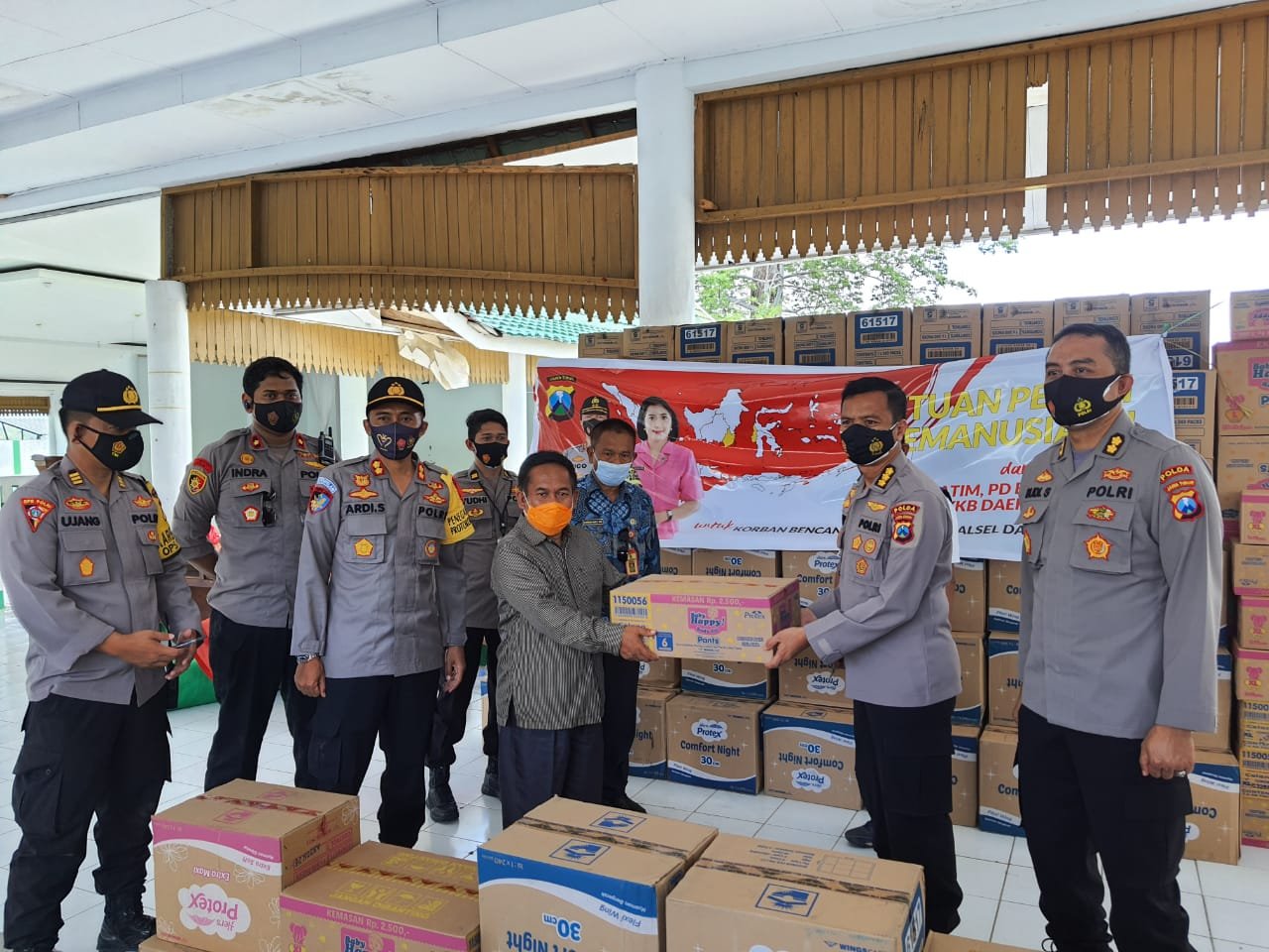 Bantuan Dari Polda Jatim Mendarat Tepat Sasaran