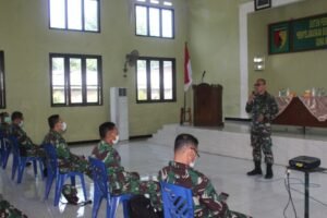 Kakumrem 082/CPYJ Beri Penyuluhan Hukum pada Kodim 0809/Kediri
