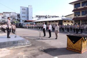 Kapolda Sumsel Berikan Penghargaan untuk 19 Personil Polda Sumsel dan Polres Jajaran