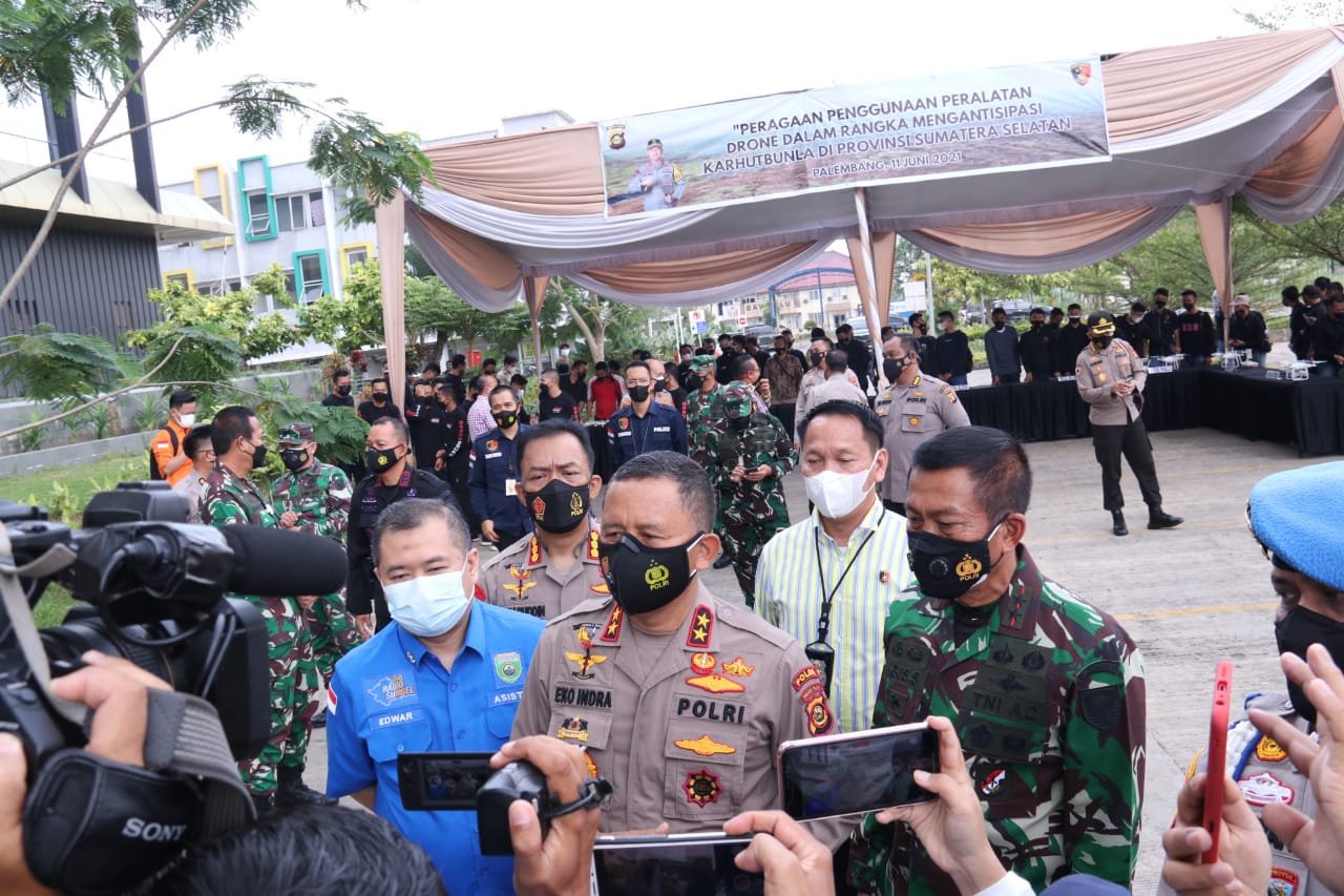Kapolda Beserta Pangdam II Sriwijaya Sosialisasikan Sistem Operasi Pengendalian K3bakaran Hutan dan Lahan Gambut