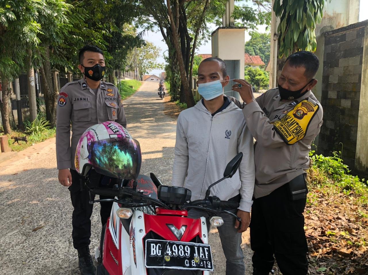 PPKM Serbu di Jl. Jompo dan Jl Perernakan II Kelurahan Sukabangun Kecamatan Sukarami Palembang