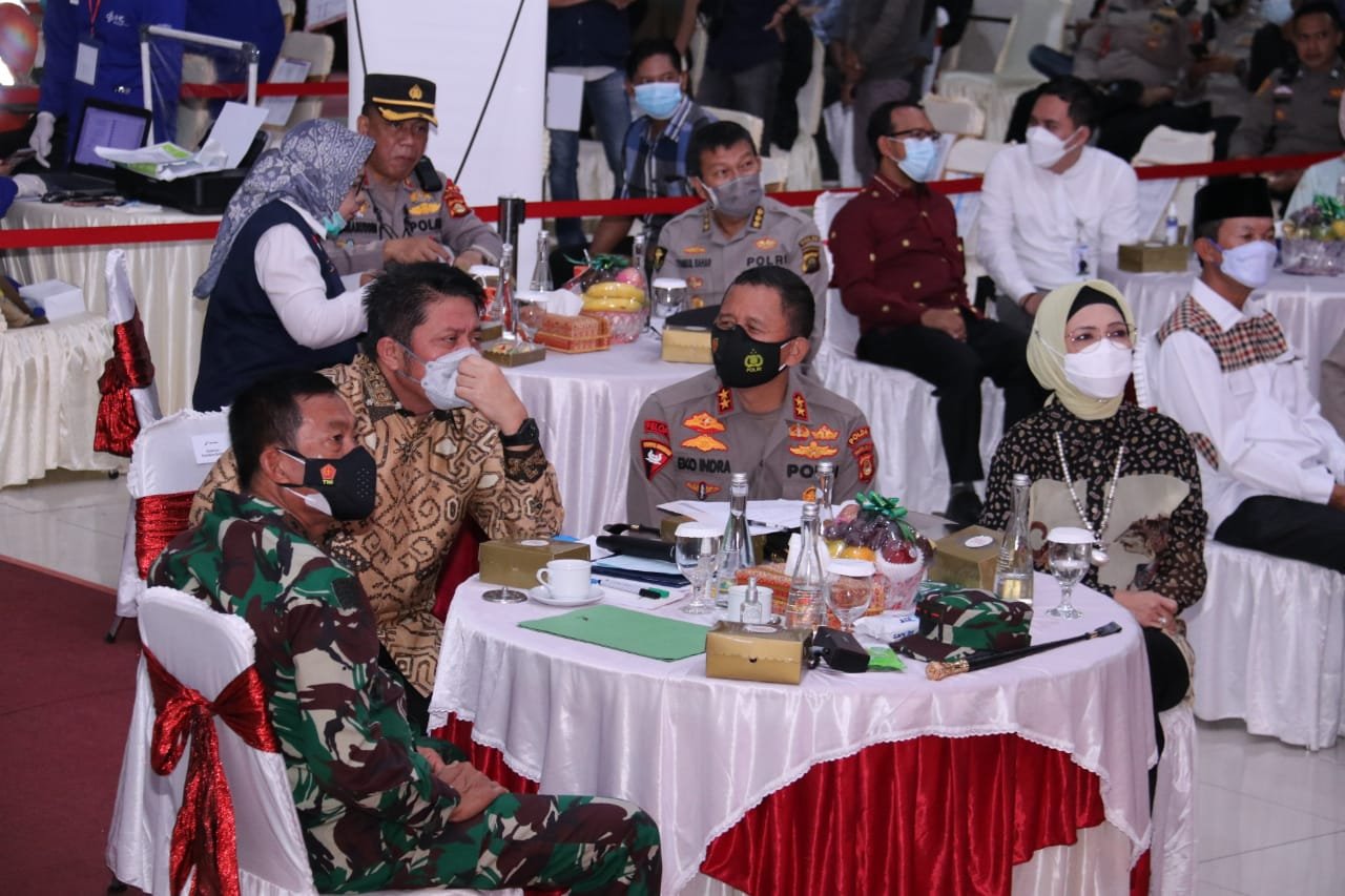 Polda Sumsel Laksanakan Vaksin Massal Melebihi Target yang Telah Ditentukan Mabes Polri