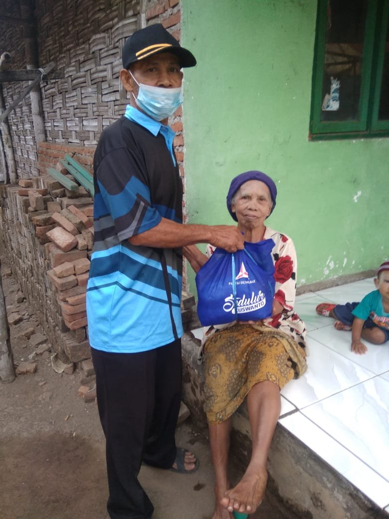 Peduli Pasien Isoman di Mojokerto, Partai Demokrat Gelar Bakti Sosial Selama 3 Hari