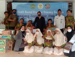 Peduli Bencana, Forum Komunikasi MGMP Fiqh/Usul Fiqh MA Nasional Salurkan Bantuan terhadap Korban Erupsi Gunung Semeru