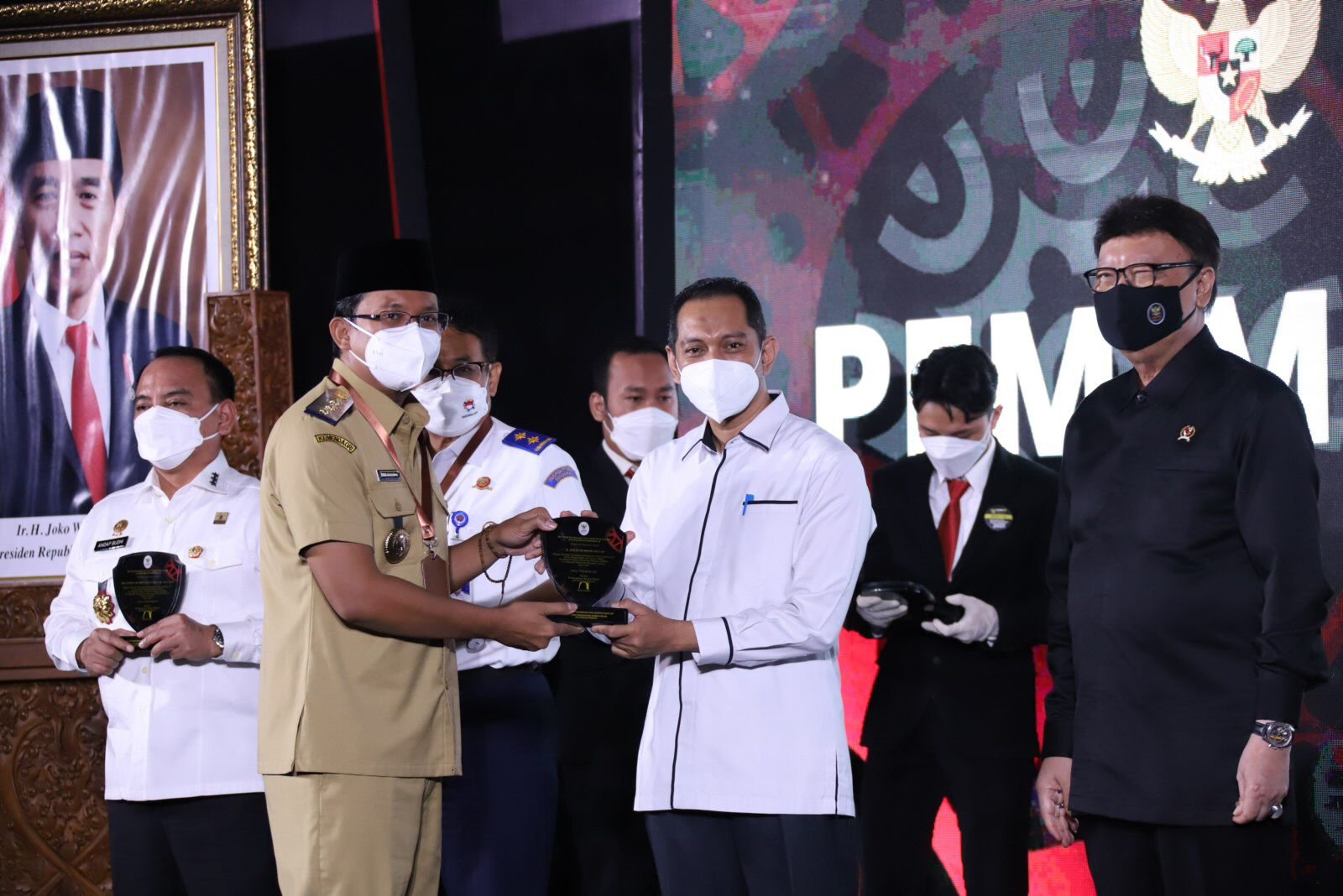 Gencar Benahi Birokrasi, Pemkab Sidoarjo Diganjar Penghargaan Kementerian PAN-RB