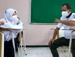 Pemkot Surabaya Pastikan Distribusi Seragam Sekokah Gratis Untuk Siswa SD dan SMP Keluarga MBR