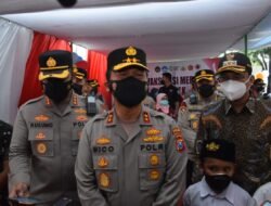 Kapolda Jatim Sediakan Hadiah Umrah untuk Inspirator Vaksinasi