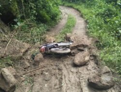 Akibat Tertimpa Batu Besar, Pelajar di Manggarai Mengalami Patah Tulang