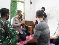 Kapolresta Sidoarjo Besuk Bocah Gastroschisis di Tanggulangin