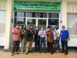 Gelar Sidang Sengketa Tanah Di Desa Klopo Sepoloh Pihak Tergugat Tidak Hadir