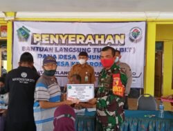 Penyerahan Bantuan Langsung Tunai ( BLT ) Dana Desa Tahun 2022 ke 97 KPM ( Keluarga Penerima Manfaat) Desa Kebaron Kecamatan Tulangan Kabupaten Sidoarjo