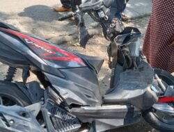 2 Pengendara Motor Kecelakaan Di Jalan Desa Kebaron Timur Arah Desa Kenongo