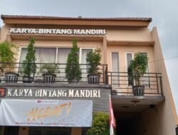 Direktur PT Karya Bintang Mandiri Adakan Megengan Bersama Dengan Karyawan Untuk Menyambut Datangnya Bulan Suci Ramadhan