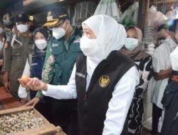 Bupati Sidoarjo dan Gubernur Jatim Memastikan Harga Kebutuhan Pokok di Sidoarjo jelang Ramadan Aman