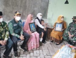 Sambangi Kediaman Alm Sertu Eka Andrianto, Gubernur khofifah: Mereka Gugur Dalam Jalankan Tugas Kenegaraan