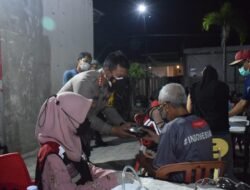 Kebutuhan Vaksinasi Semakin Meningkat, Polresta Sidoarjo Masifkan Layanan Booster Hingga Malam Hari