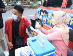 Usai Demo, Mahasiswa Dapatkan Layanan Vaksinasi dari Polresta Sidoarjo
