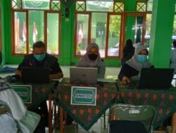 Program 1 Juta Vaksinasi Booster Kemenag RI, MTs Negeri 4 Sidoarjo Berkerjasama Dengan Badan Intelijen Negara ( BIN ) Dan Dinas Kesehatan ( DINKES )