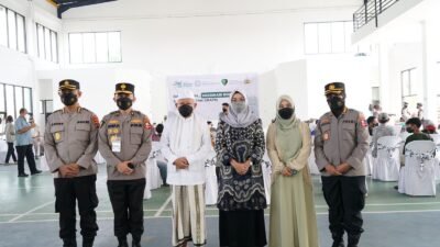 TNI-Polri dan Kemenkes Gelar Baksos Kesehatan di Banten