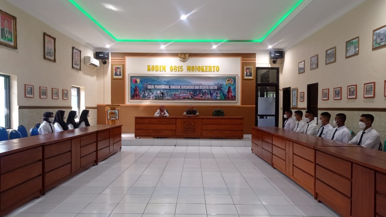 Bimbel Taruna Wilwatikta Berangkatkan 11 Calon Mahasiswa Unhan RI Jalur Beasiswa