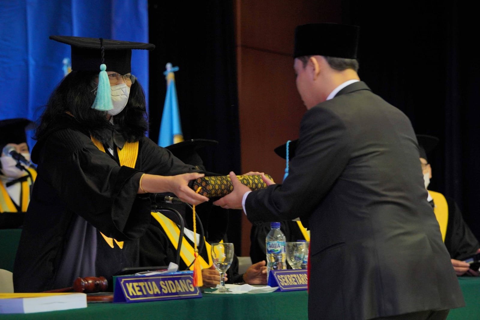 Gus Barra Raih Gelar Doktor Dari Universitas Padjajaran