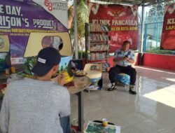 Salurkan Kreativitas, WBP Lapas Kotaagung Buat Kursi dari Drum Bekas Bermotif Lukisan