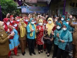Ketua TP PKK Provinsi Lampung Lantik Pengurus PMI Tanggamus
