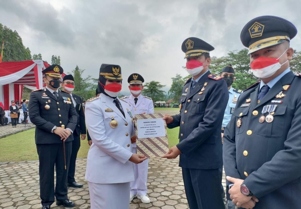 Lapas Kotaagung Gelar Upacara Bendera dan Beri Remisi Umum 17 Agustus kepada 292 WBP