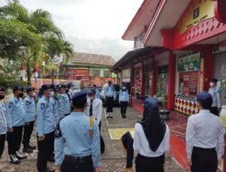 Beri Penghargaan Regu Pengamanan Periode Bulan Agustus, Kepala Rutan Kota Agung Sebut Jangan Menyerah Untuk Menjadi Yang Terbaik