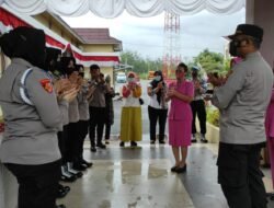 Kapolres Pesawaran Berikan Surprise Kepada Polwan