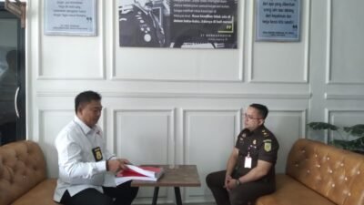 Polres Lampung Tengah Serahkan Berkas Perkara Pembunuhan ke Kejari Lampung Tengah