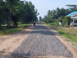 Warga Desa Sumber Mulya Kecamatan Muara Telang Bersyukur Dibangunnya Infrastruktur Dari Dana APBD Banyuasin Pokok Pikiran (Pokir) Dewan