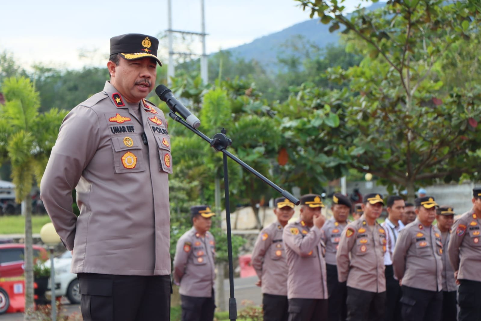 Wakapolda Lampung Pimpin Apel Pagi di Polres Pesawaran