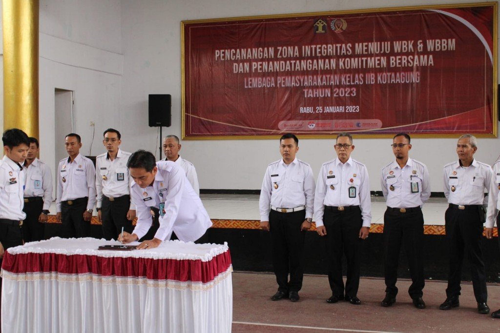 Kalapas Kota Agung Dan Jajaran Teken Komitmen Bersama ZI 2023, Beni: Tanamkan 'Mindset' Sebagai Pelayan Publik