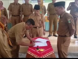 Kepala SPLP Hadiri Serah Terima Jabatan Kepala Sekolah SD  Dan SMP Se Kecamatan Talang Padang