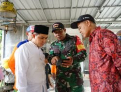 Banjir Landa Mojokerto, Gus Barra Berikan Ratusan Paket Sembako dan Uang