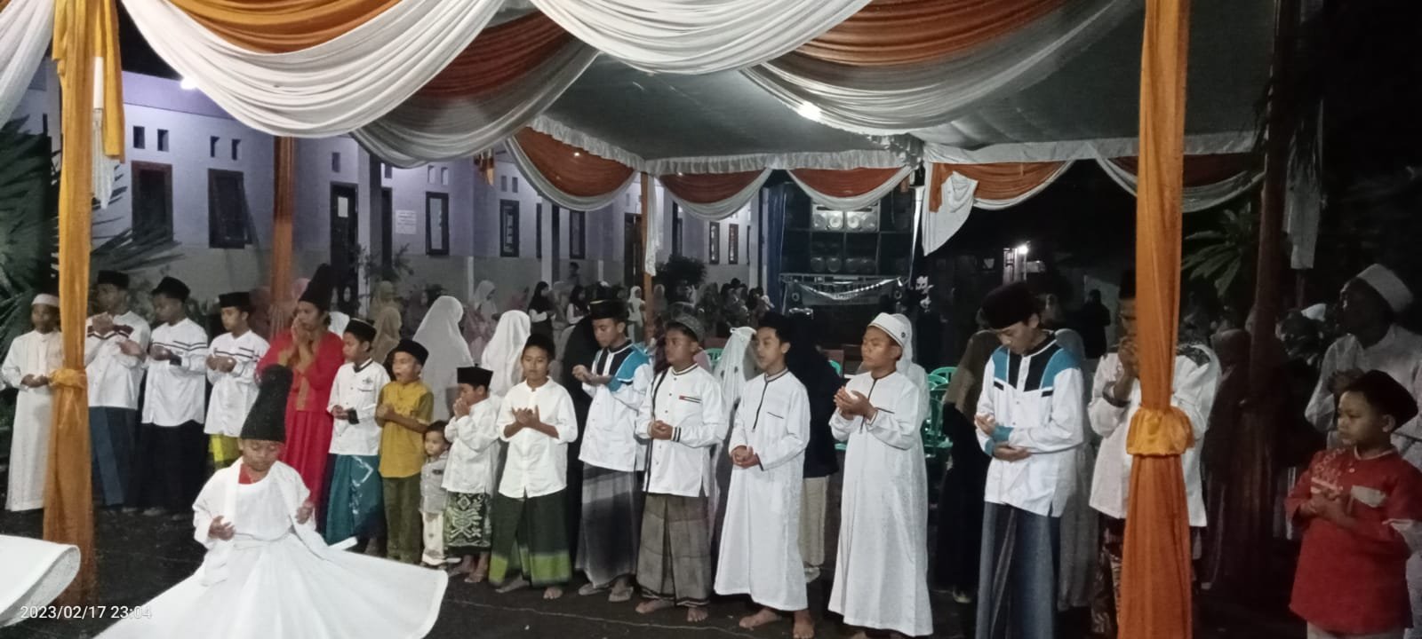 Pengajian Memperingati Isro' Mi'roj di Ponpes Khomsani Nur Klanting