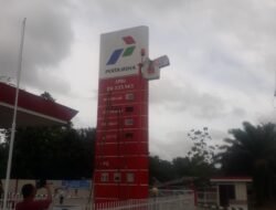 SPBU 24333143 Dusun Kedondong Desa Tumbak Petar Kecamatan Jebus Membiarkan Para Pengeret Minyak BBM Subsidi.