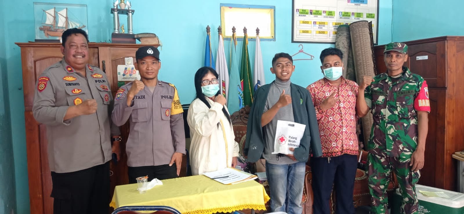 Mahasiswa KKN IKHAC Asal Papua Salurkan Donor Darah ke Dinkes PMI Mojokerto