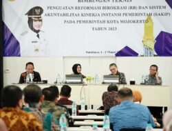 Wujudkan Pemerintahan Bersih Dan Akuntabel, Pemkot Mojokerto Gelar Bimtek Penguatan RB- SAKIP