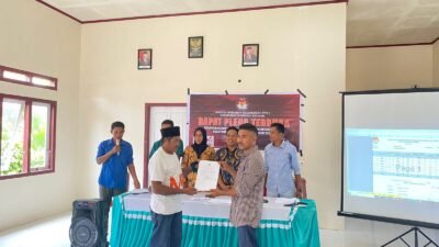 PPK Man-Sel Serahkan Hasil Pleno RDPHP Ke DPC PKS Mandioli Selatan.