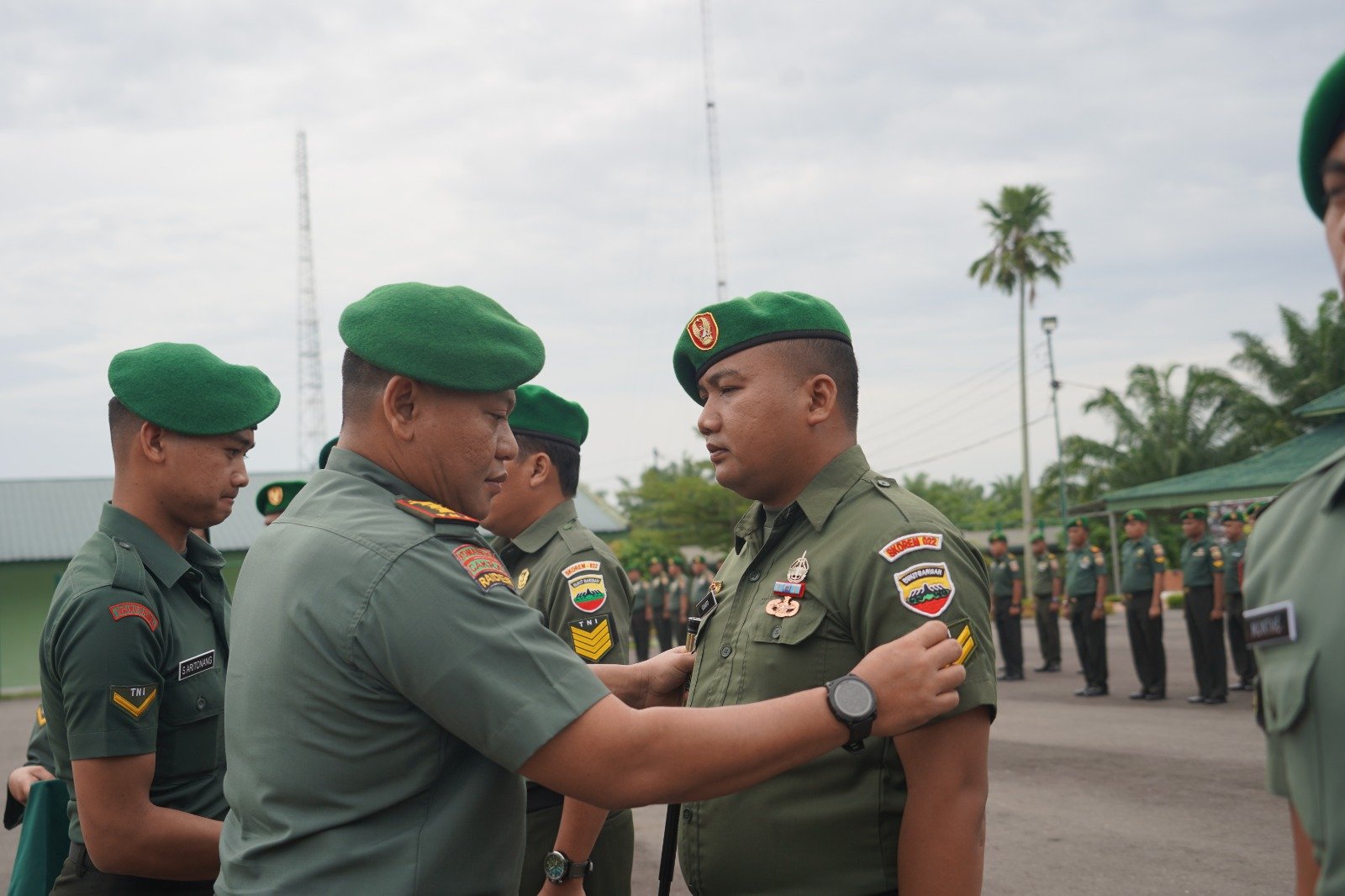 Danrem 022/PT Lantik Personel Yang Naik Pangkat