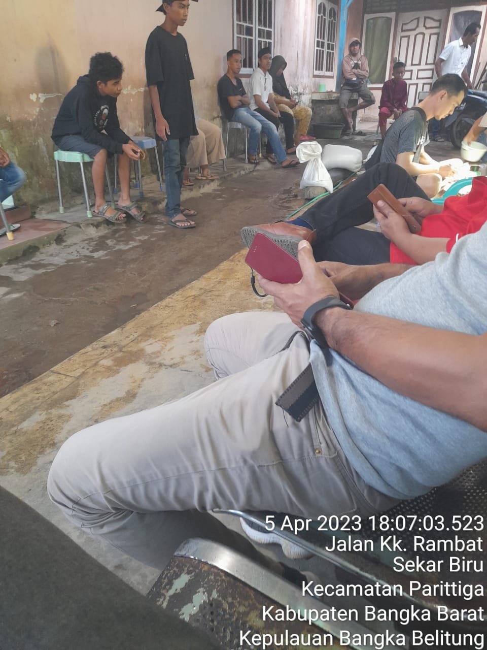 Penampung Timah Milik Dion Desa Sekar Biru Kecamatan Parit Tiga Tanpa Tersentuh Aparat Penegak Hukum