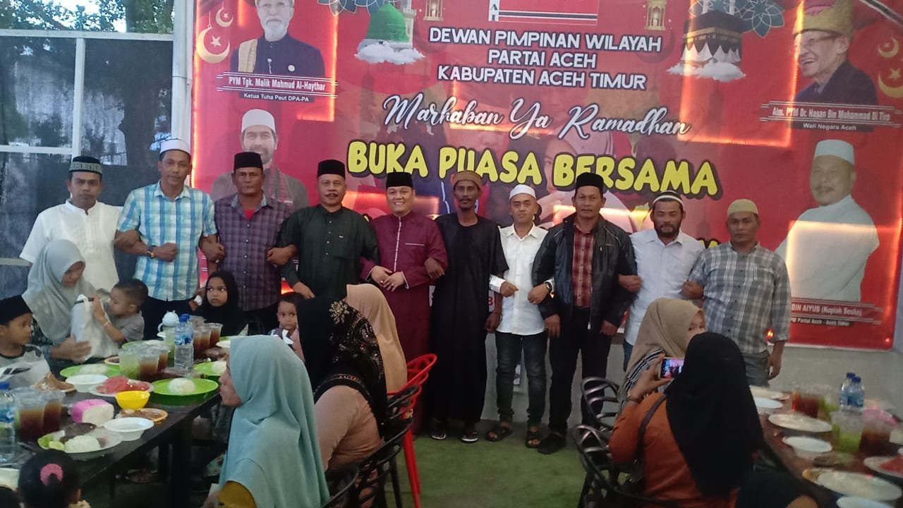 Bertepatan 19 Ramadhan KPA/PA Gelar Buka Puasa Bersama Di Dubai Coffee Shop Di Kota Idi Aceh Timur