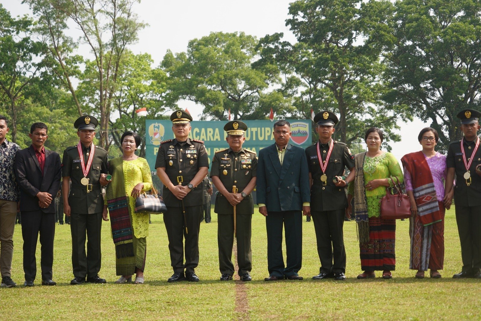 Danrem 022/PT Hadiri Upacara Penutupan Pendidikan Pertama Tamtama TNI-AD Gelombang II TA 2022