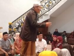 H. Maat Buka Bersama dengan 65 Anak Yatim Mojokerto